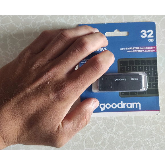 Pendrive GOODRAM UME3 32GB USB 3.0 czarny